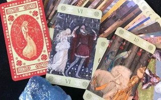 塔罗牌在线占卜学业(塔罗牌占卜免费测试)